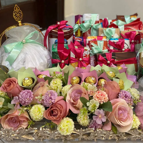 Taste of Femininity Gift Tray