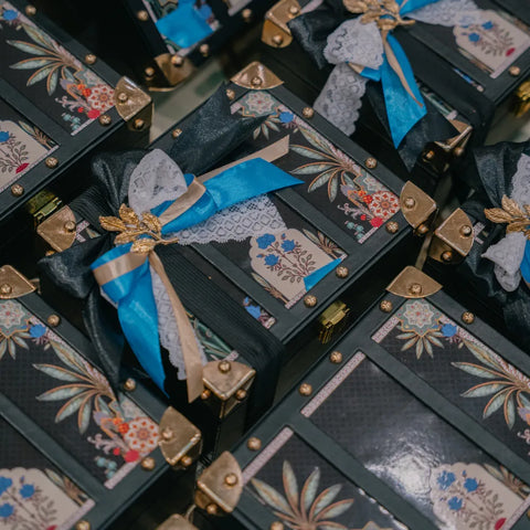 exquisite keepsake