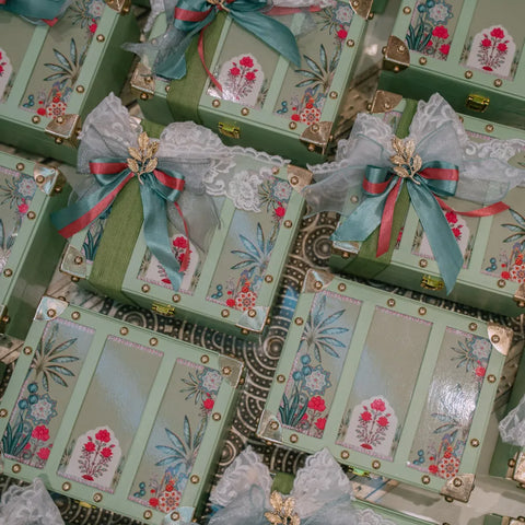 exquisite keepsake