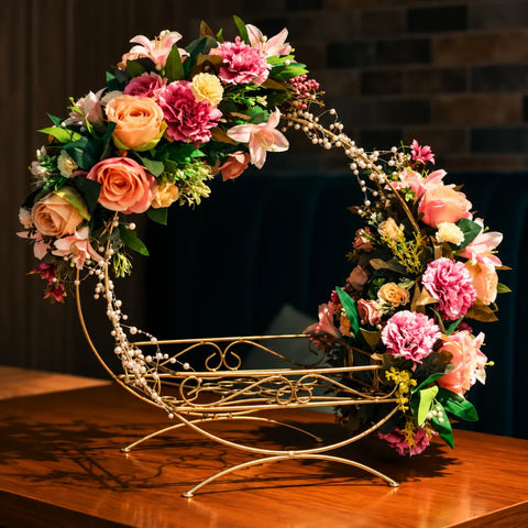 Apricot Gift Carriage