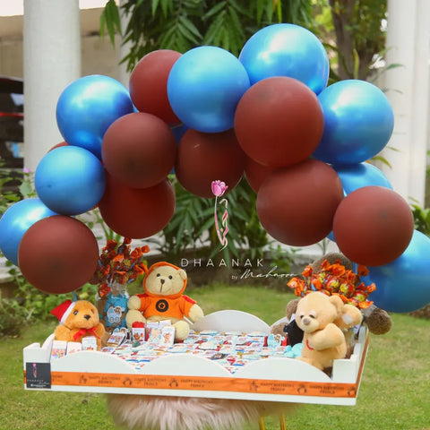 Cuddly Club Birthday Tray