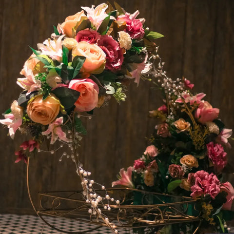 Apricot Gift Carriage