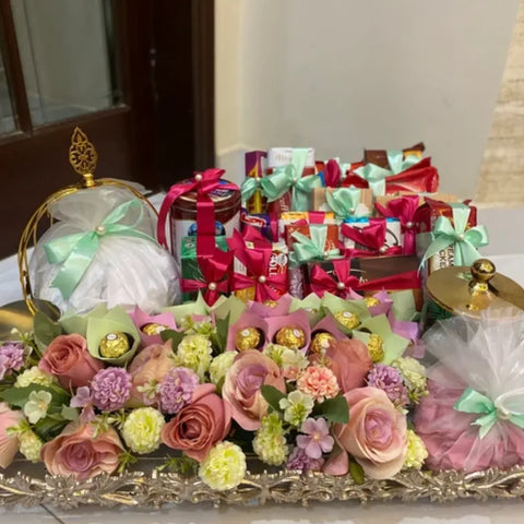Taste of Femininity Gift Tray