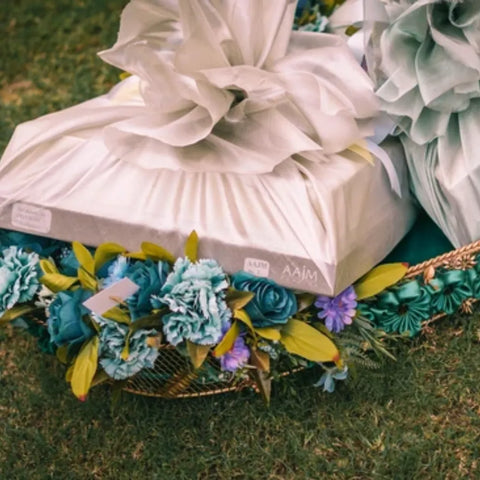 Bottle Green Gift Basket