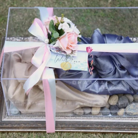 Acrystalicious Surprises Gift Box