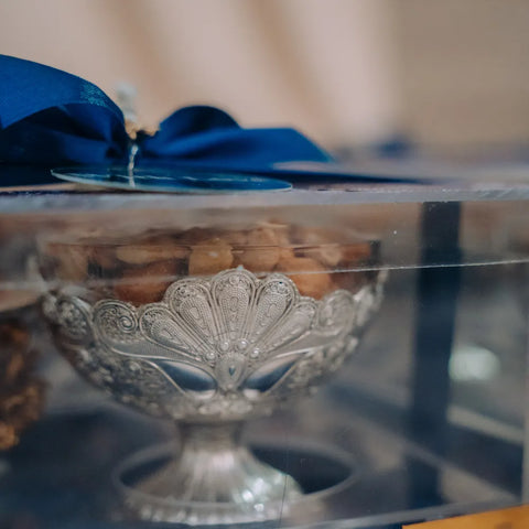 Majestic Nuts box