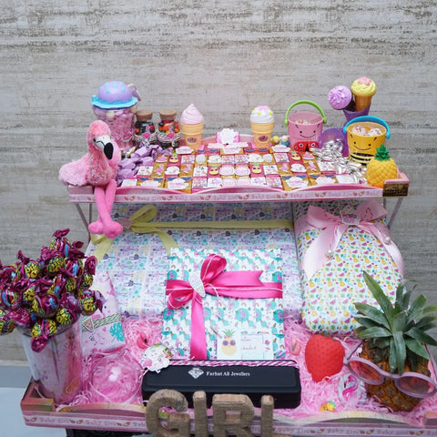 Sunny Tropics Tidbits Gift Tray