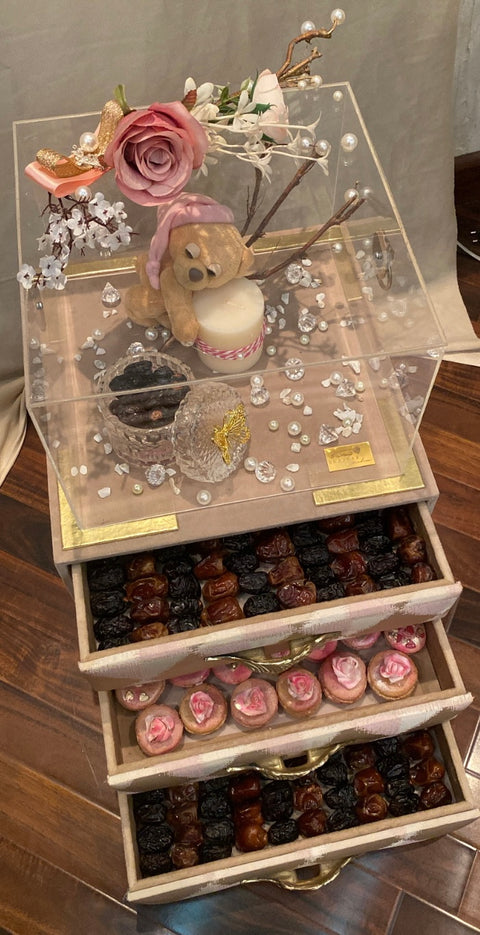 Teddy’s Pearl Box