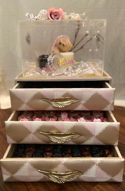 Teddy’s Pearl Box